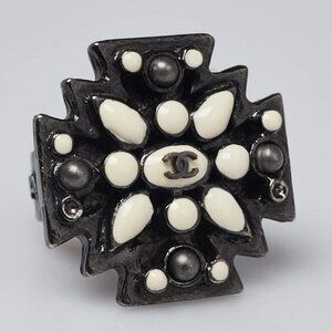 Chanel Ruthenium Metal and Black/White Gripoix Poured Glass Ring Size 6